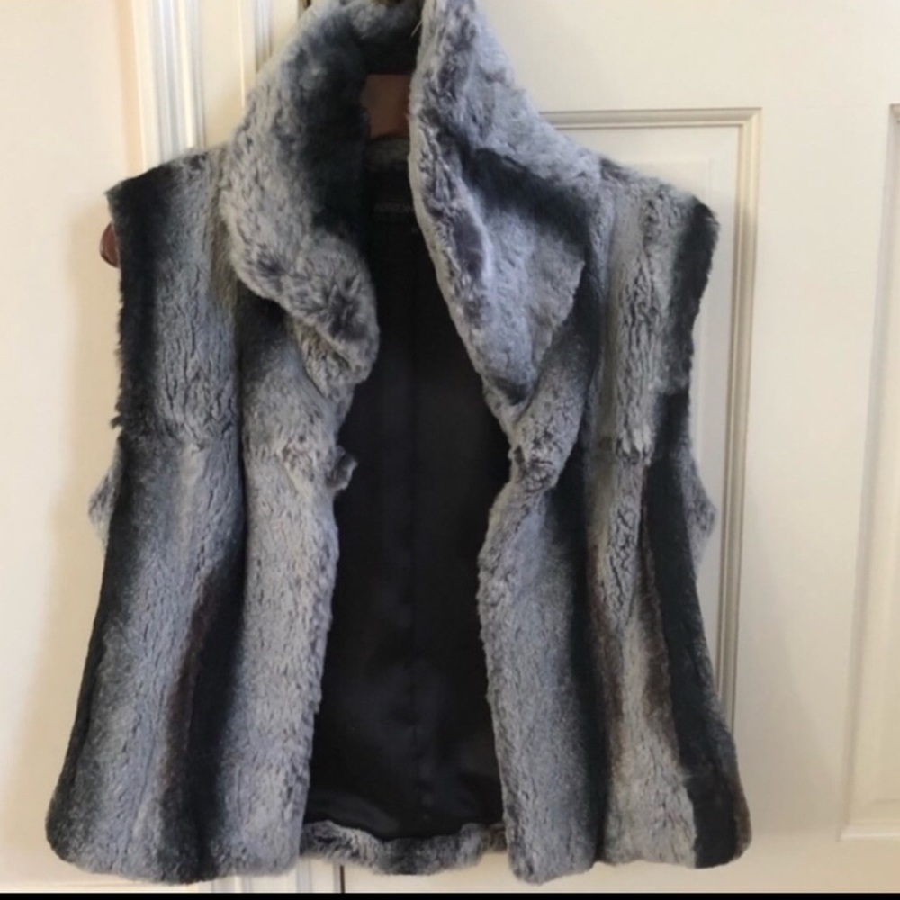 ADRIENNE LANDAU Black/Grey Real Fur Vest BN